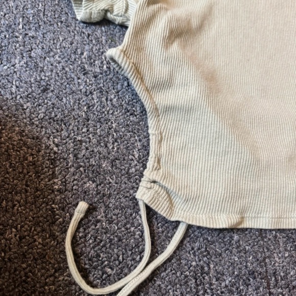 H&M Scrunched Cropped Top - Picture 3 of 4